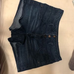 Refuge hi waist shortie